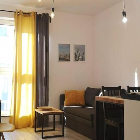 The Yellow Apartment กดัญสก์ ภายนอก รูปภาพ