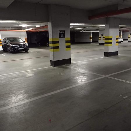 The Yellow Apartment กดัญสก์ ภายนอก รูปภาพ