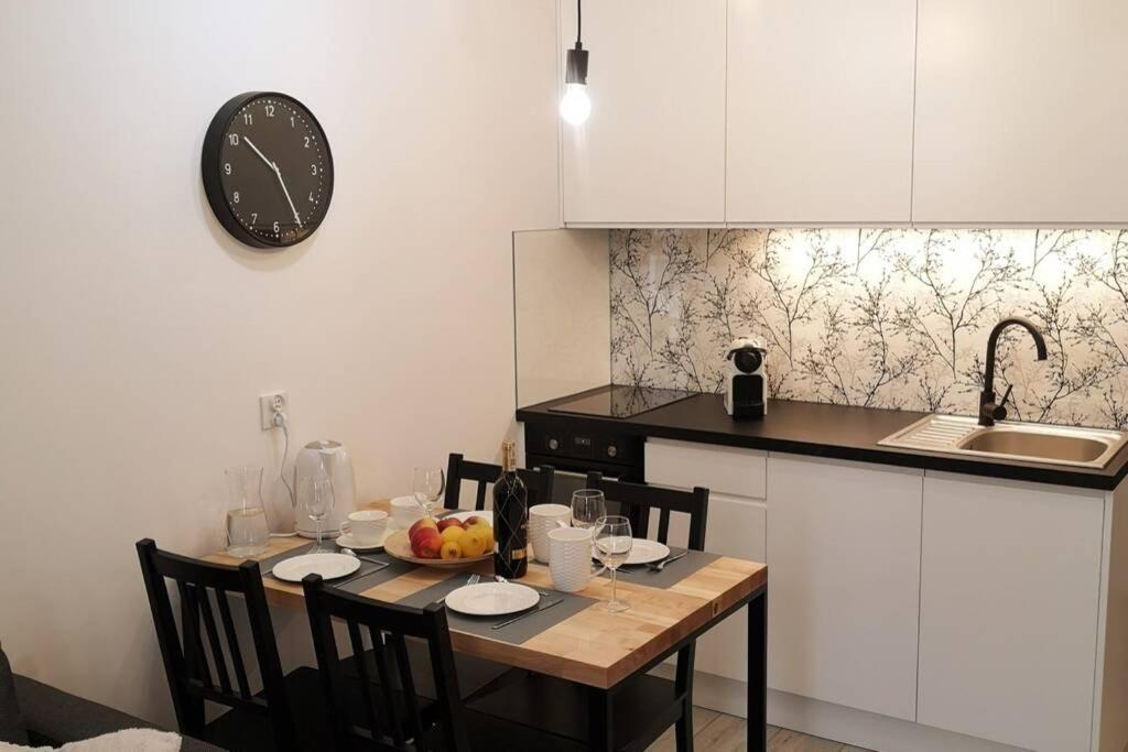 The Yellow Apartment กดัญสก์ ภายนอก รูปภาพ